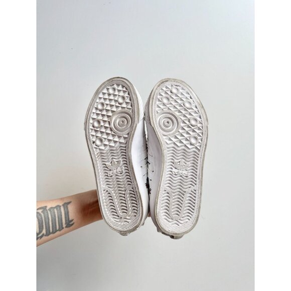 Kids' ADIDAS x DISNEY Nizza Goofy White Canvas Low Top Sneakers, Size 13 - Picture 12 of 16